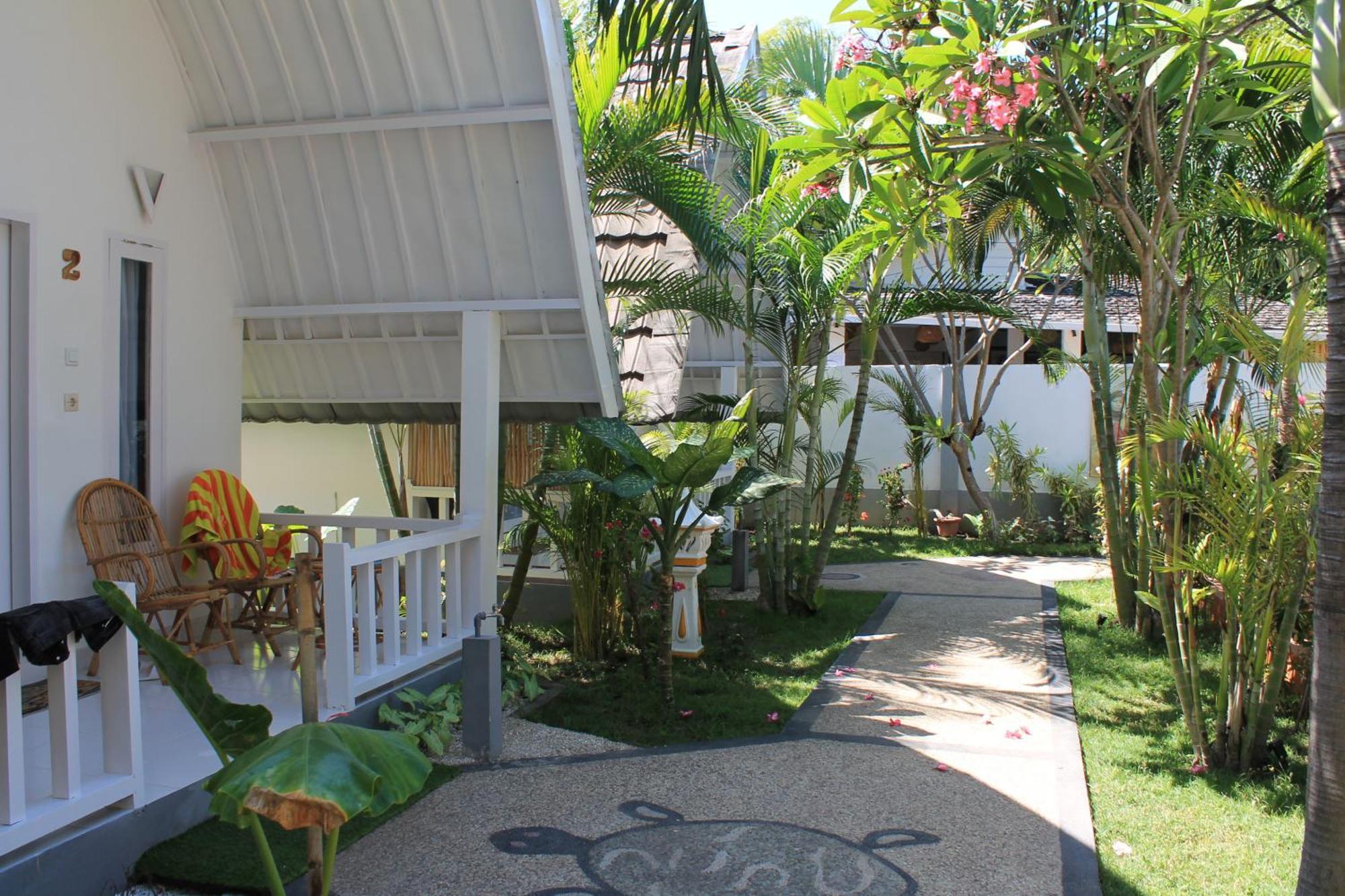 New Balengku Dua Hotel - Adults Only กิลิไอร์ ภายนอก รูปภาพ