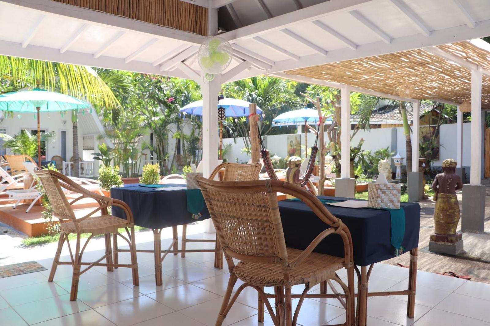 New Balengku Dua Hotel - Adults Only กิลิไอร์ ภายนอก รูปภาพ