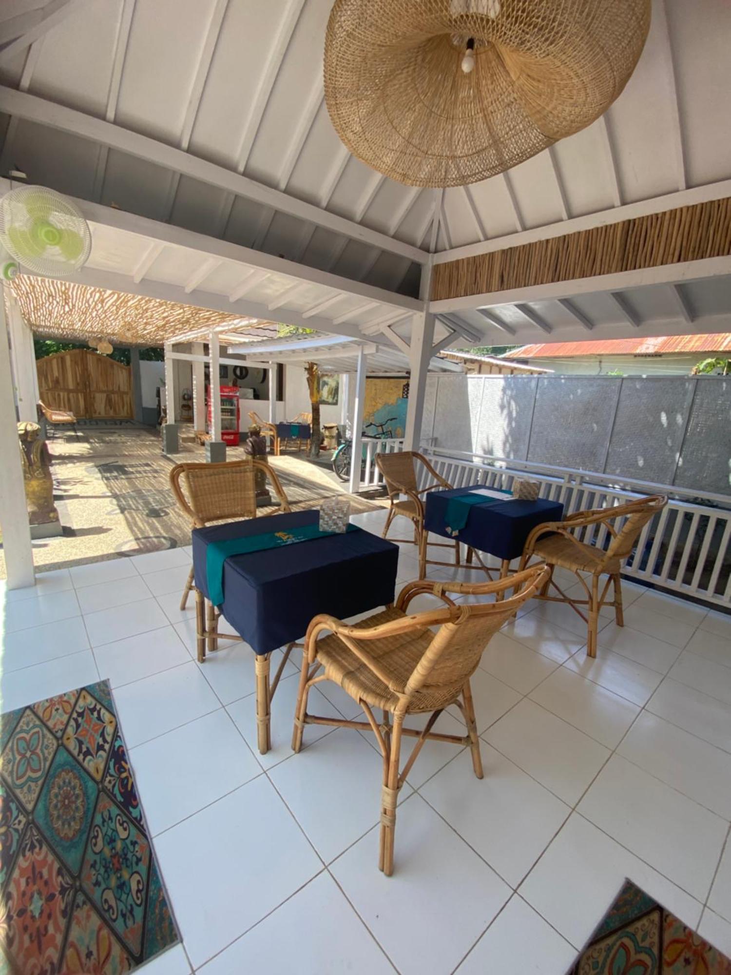 New Balengku Dua Hotel - Adults Only กิลิไอร์ ภายนอก รูปภาพ